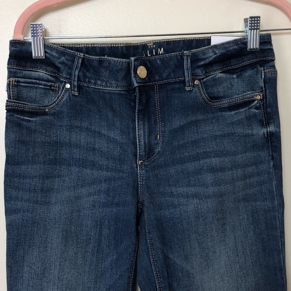 White House Black Market Slim Crop Jeans. Size 4. - Picture 4 of 7